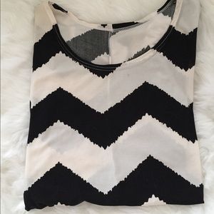 Chevron Top